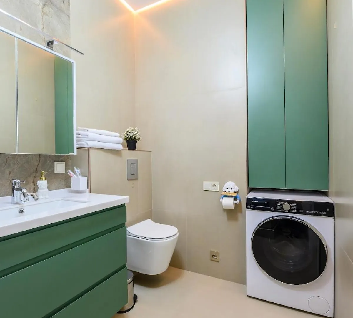 Новые Апартаменты Бизнес Класса Almaty Apartment