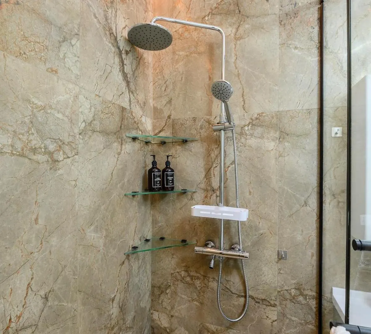 Новые Апартаменты Бизнес Класса Almaty